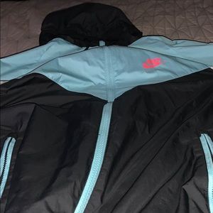 Nike windbreaker jacket